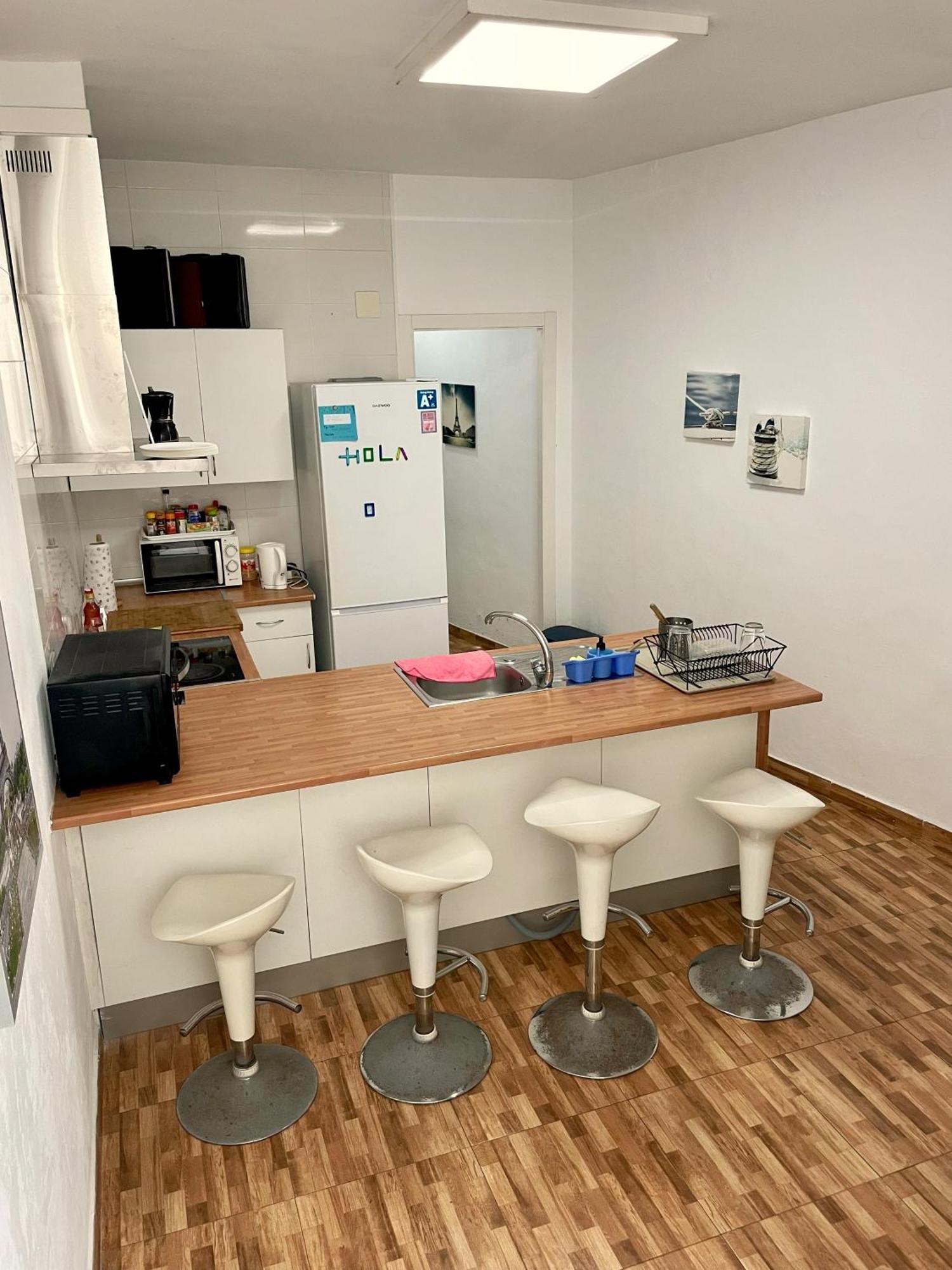 Rosa De Los Vientos: Estudios Cádiz Exterior foto